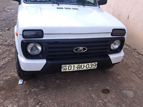 LADA (VAZ) Niva 1996