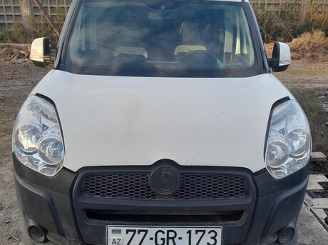Fiat Doblo 2010