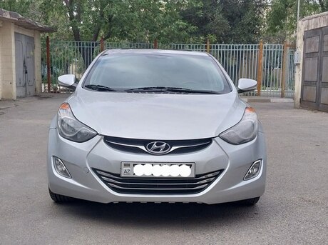 Hyundai Elantra 2013