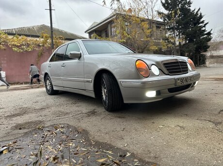 Mercedes E 280 2000
