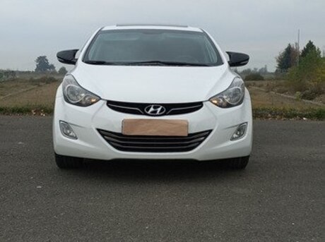 Hyundai Elantra 2013