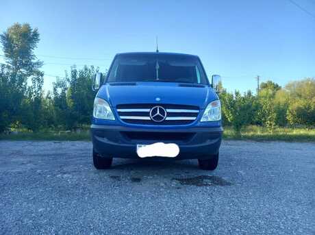 Mercedes  2009