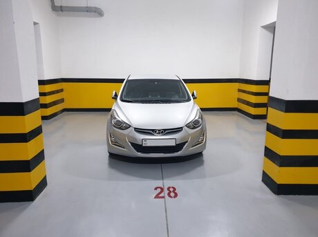 Hyundai Elantra 2015
