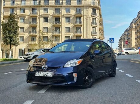 Toyota Prius 2012