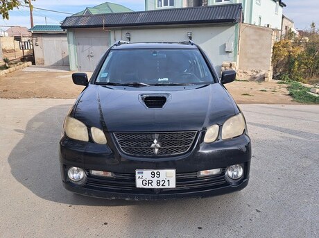 Mitsubishi Airtrek 2003