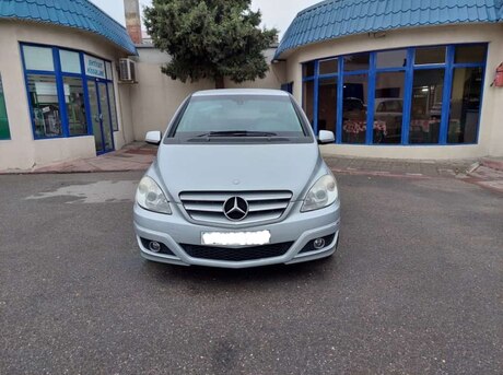 Mercedes B 180 2010