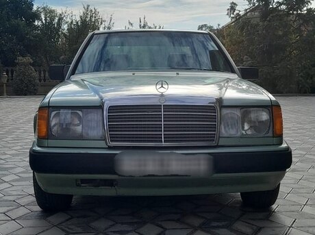 Mercedes E 230 1986
