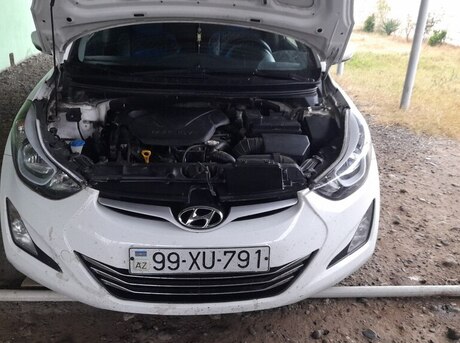 Hyundai Elantra 2013