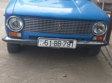 LADA (VAZ) 21011 1988