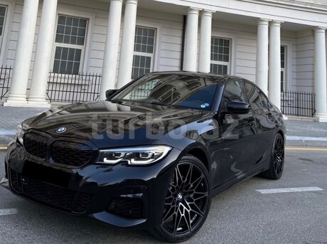 BMW 330 2019