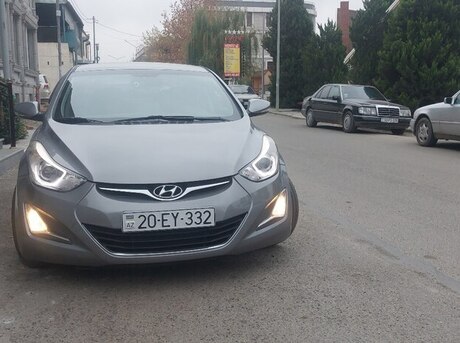 Hyundai Elantra 2015