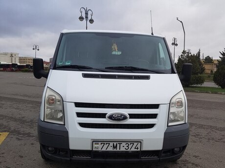 Ford Transit 2011
