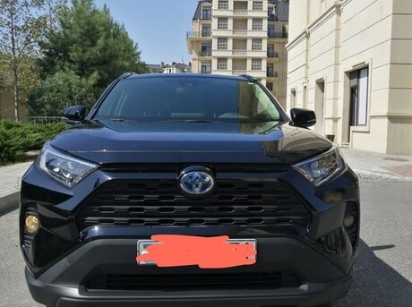 Toyota RAV4 2021