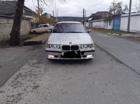 BMW 320 1997
