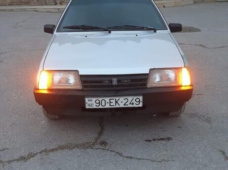 LADA (VAZ) 2109 2000