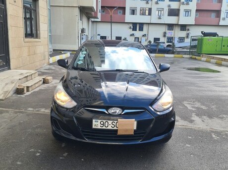Hyundai Accent 2013