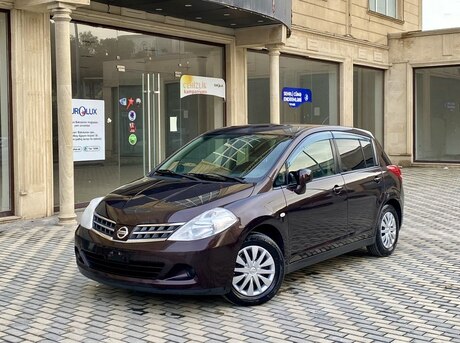 Nissan Tiida 2011