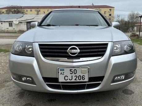 Nissan Sunny 2011