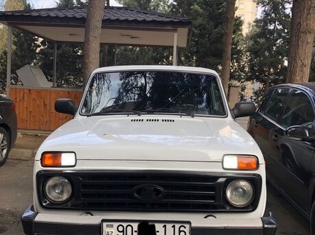 LADA (VAZ) Niva 2010