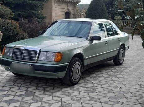 Mercedes E 230 1986