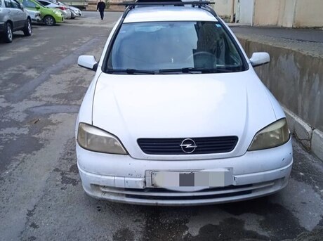 Opel Astra 1998