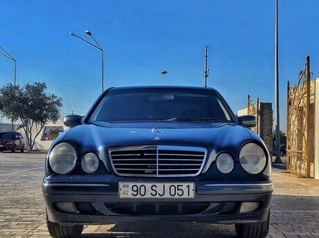Mercedes E 280 2001