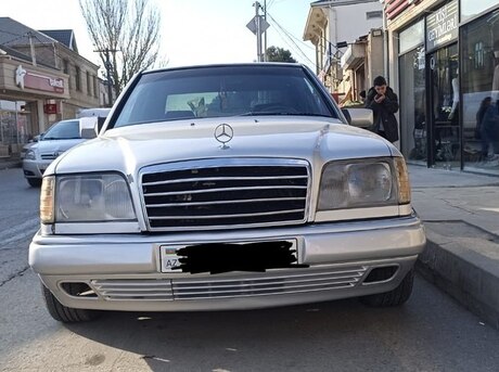Mercedes E 220 1995