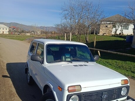 LADA (VAZ) Niva 2006