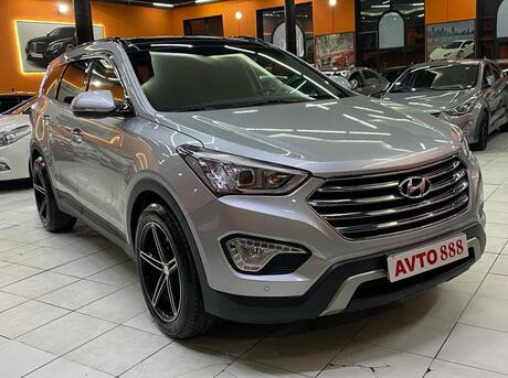 Hyundai Grand Santa Fe 2015