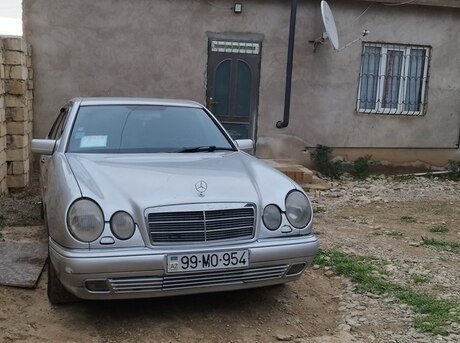 Mercedes E 230 1996