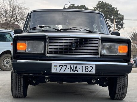 LADA (VAZ) 2107 2010