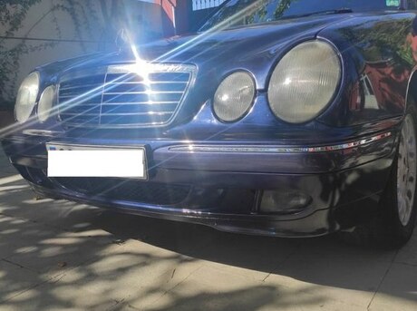 Mercedes E 220 1999