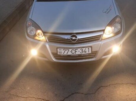 Opel Astra 2009