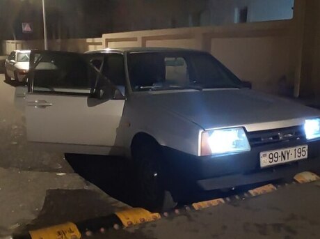 LADA (VAZ) 21099 2004