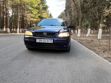 Opel Astra 2000