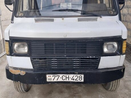 Mercedes 208 D 1994