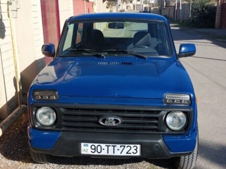 LADA (VAZ) Niva 2015