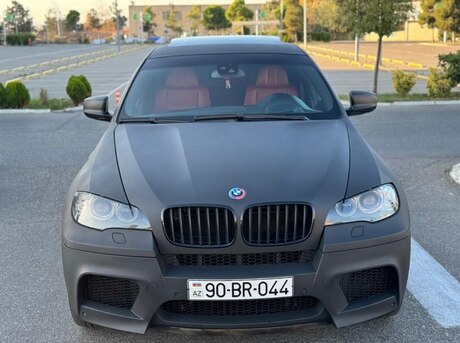 BMW M6 2011