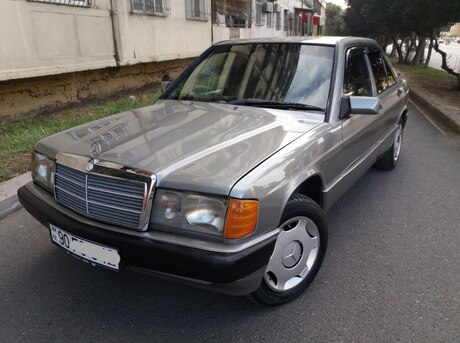 Mercedes 190 1992