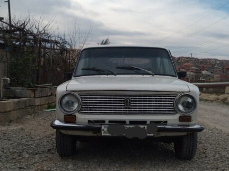 LADA (VAZ) 21011 1989