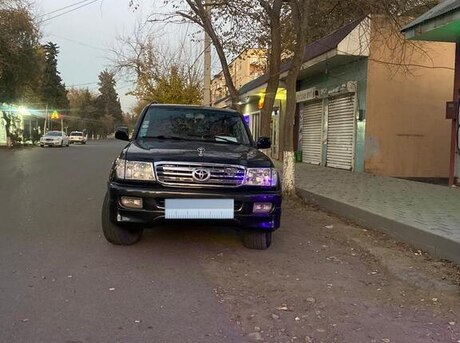 Toyota Land Cruiser 1999