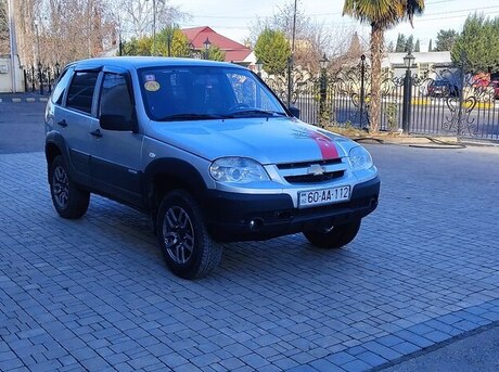 Chevrolet Niva 2011