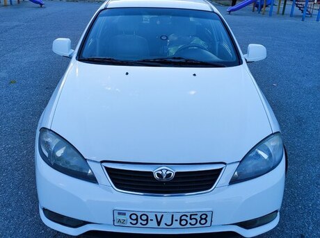Daewoo Gentra 2014