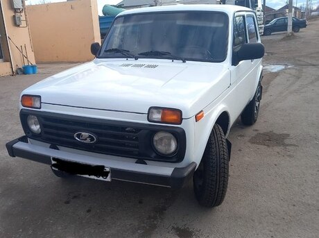 LADA (VAZ) Niva 2013