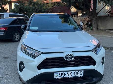 Toyota RAV4 2019