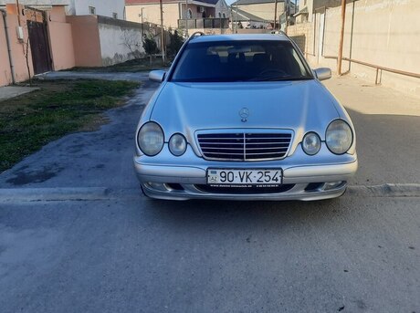Mercedes E 230 2000