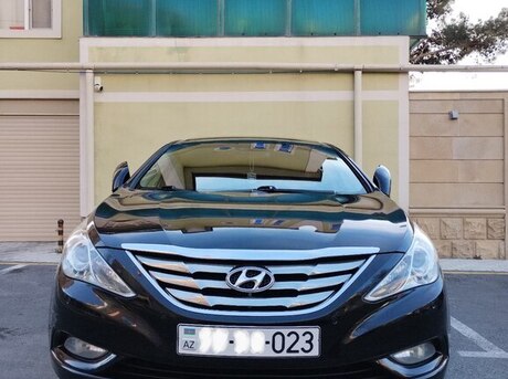 Hyundai Sonata 2010