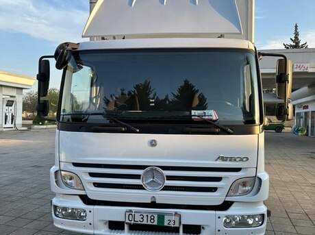 Mercedes Atego 818 2010
