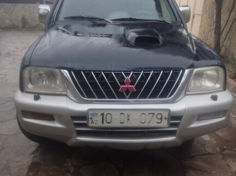Mitsubishi L200 2004