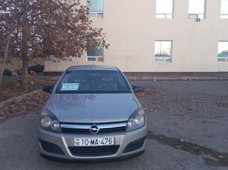 Opel Astra 2006